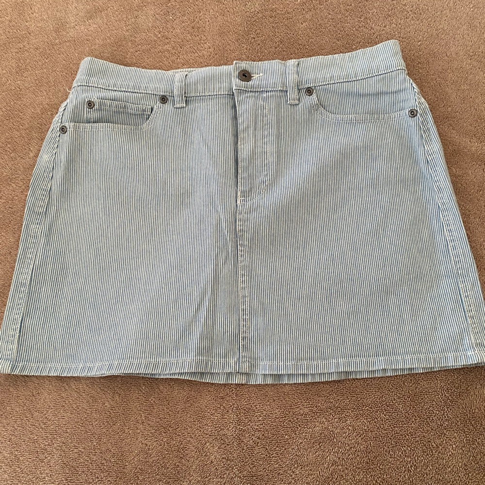 Two by Vince Camuto Mini skirt